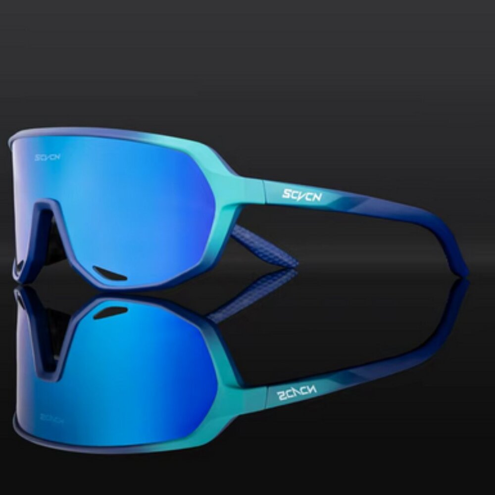 - New in Box - Never used - Unisex - Size M/S - 400UV Protection - Sports Sungla